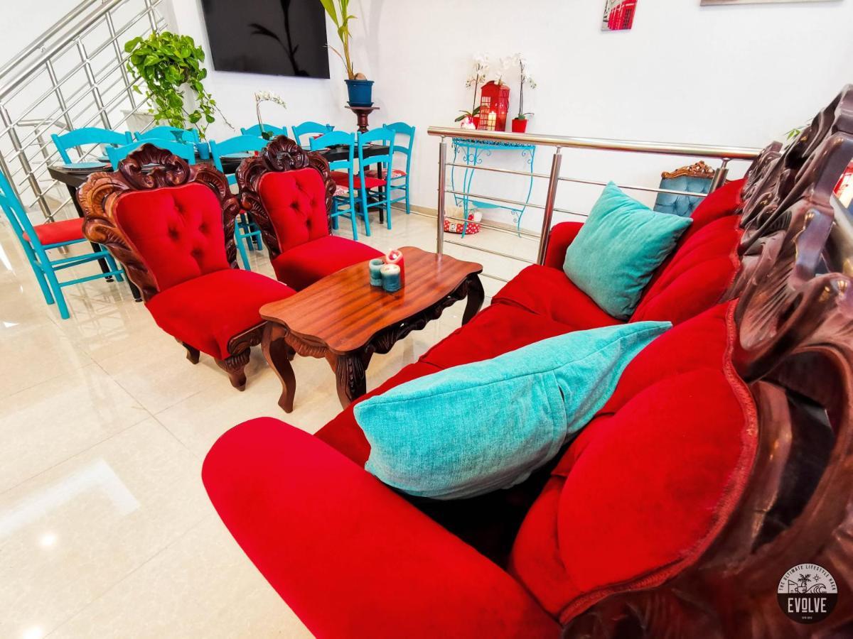 Evolve Coliving Guesthouse 슬리에마 외부 사진